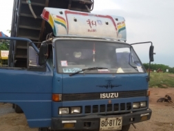 ขายหกล้อดั้มพ์NPR59LU5FM ปี38 แอร์เย็น เพาเวอร์ เอฟหน้า-หลัง ดั้มสามมิตร