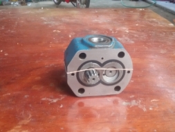 ตูดปั้มpc30-7e