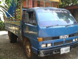 ขายรถ 6 ล้อ npr 115 แรง เครื่อดีแซสซีสวย ทะเบียนนพร้อมโอน รถห้างแท้