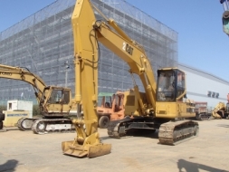 ขายรถแบคโฮ CAT 322L หัวแม่เหล็ก พร้อมตู้ไฟ รถนอกนำเข้าเองจากญี่ปุ่น สภาพสวยพร้อมใช้งาน