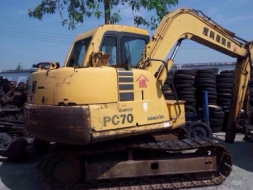 ขายรถแบคโฮ KOMATSU. pc. 60-7