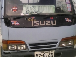 ขายรถบรรทุกสี่ล้อ