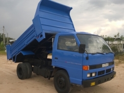 ขายถูก 6ล้อดั้มพ์ ISUZU NPR59 รถพร้อมใช้เอาสารพร้อมโอน โทรด่วน 081-1841924