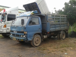 ขายรถบรรทุก6ล้อดั้ม