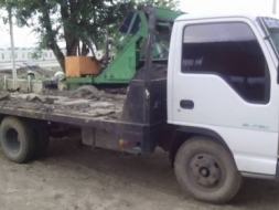 IZUZU NKR ยกหัวใหม่ เครื่อง 4 BD 110 บรรทุกท้ายลาด สภาพร้อมใช้