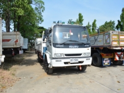 ISUZU FTR 200 hp เครน 5 ตัน 4 ชัก กระบะยาว 6.50 m