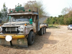 รถบรรทุก 10 ล้อ 1 เพลา เรื่อง 145 แรง ราคา 245,000 บ. รถอยู่สระบุรี