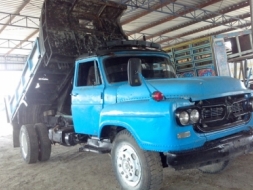 ขายรถบรรทุกดั้มหน้ายาวอีซูซู เครื่อง EH 700 แน่นดี 168 แรงม้า