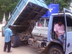 ขายครับ  ดั้มอีชุชุ120 ฝาดำ  Fหลัง  เกียร์เดิม  รถวิ่งงานทุกวัน ขายตามสภาพเลยขนะนี้รถก็พร้อมใช้งานยุ