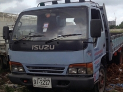 หกล้อ อีซูชุ NPR120ฝาขาว แอร์ ยาว 5เมตร รถห้างแท้ สภาพพร้อมใช้งาน เล่ม ทะเบียนพร้อมโอน ราคา 385,000