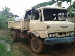 HINO ดั้ม เครื่อง 4BB เฟืองท้ายจัมโบ้ คัชีหัวยาว ดั้มยิงหลัง ไม่มีเล่มนะครับ