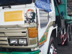 หัวลาก2เพา HiNO FR 279R-EK 260แรง พร้อมห่าง สภาพดีสวยพรัอมใช้งาน เล่ม ทะเบียนพร้อมโอน " ราคา 68