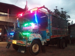 ขายรถอีแต๋นเครื่อง95แรงดั้มรถสวยราคา245000