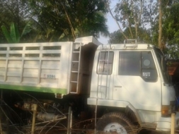 หลง 2 เพลา FN527 M-A่่1180 รถพร้อมใช้ ราคา 775,000 บาท