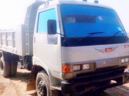 HINO FC 120 HP WO4D ปี 39 หกล้อดั๊มพ์ ซุปเปอร์เสี่ย กระบะดั๊มพ์เหล็ก 4 ตันความยาว 3.60 เมตรสภาพดีพร้