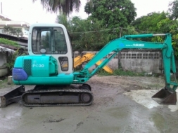ขายด่วน รถขุด KOMATSU PC30 - 7E เก่า ญี่ปุ่น มาใหม่ มีเก๋งพร้อม สภาพสวยมากๆๆๆ พร้อมใช้งาน โ