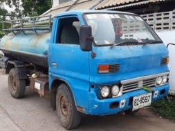 ายรถ4ล้อบรรทุกน้ำ พร้อมปั๊มใหญ่ ภาษีเต็ม59 แชชซีสวย เครื่องดี ถังดี สภาพพร้อมใช้งานช่วงล่างเพลาลอย ใ