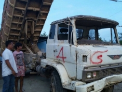 รถ hino สิบล้อ 2 เพลา เครื่อง 190 แรง เกียร์ สโลกลาง F17 เครื่องดีคันชีสวย ไม่มีเอกสาร