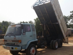 ISUZU ROCKY นางฟ้า FXZ23NFPF R 2 เพลา มีระบบลาก เครื่อง 240 แรง หัวบาง ยางดี คัสชีสวย ทะเบียนพร้อมโ