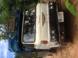 ขายหกล้อพร้อมใช้งาน HINO