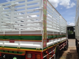 ขายไม่แพงค่ะ 6 ล้อ DECA เครื่อง 6HK1 260 แรงม้า กระบะคาร์โก้คอกสูง ยาว 5 เมตร สวยๆพร้อมใช้พร้อมทะเบี