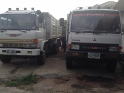 ขายรถบรรทุก ขายยกจำนวน 2 คัน.