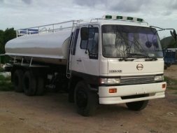 ขายรถสิบล้อKT725เครือง175แรงรถนํ้า16000ลิตร2เพลาหัวไฮเทก