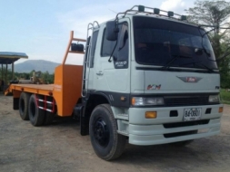 เทนเลอร์บรรทุกแบคโฮ 2 เพลาHINO 3H 195 แรงราคา980,000 098-538-6074 090-772-3710