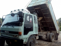 ขายรถบรรทุกหกล้อดั้มอีซูซูร็อคกี้ FRR11LA รถประกอบ เครื่อง 175 แรงม้า