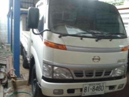 ฮีโน่ สี่ล้อกลาง 120แรงปี49 ขายด่วน0817644684ราคาถูก