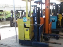 รถยกไฟฟ้ายืนขับ KOMATSU FB09RC-10-M150 รหัสสินค้า : 80802532 หรือเพิ่มเติมไดที่ www.nihonmono.