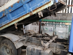 ขายNKR6ล้อแจ้งในเล่มแล้วไม่ติดเวลาป้ายเล็ก4300cc130แรงดีเซลยกตั็มได้3ด้าน