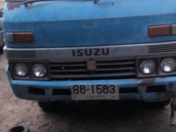 ขาย ISUZU TL 85 แรง 4 ล้อกลาง 1 แสนบาท