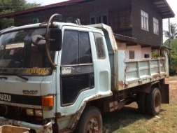 ISUZU ROCKY ราคา 455,000 บาท ดั้ม 5 คิว เครื่อง 6BB1-145 แรง F หน้า- หลัง เพาเวอร์ หัวบาง ยาง 8.25