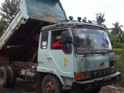 พีเศษ 455,000 MITSU FUSO เครื่องเกีบร์ Hino-185 (HO7C) หัวบาง ยาง900-20 เบรคทิฟฟี่ พวงมาลัยเพาเวอร์