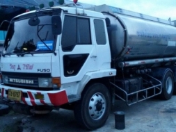 มิตซู10ล้อFN528-เครื่อง6D17-สองเพลา.ตอนเหลือ-เพลาเดียว-พร้อมถังน้ำมัน-16,000ลิตร-สภาพพร้อมใช้งาน-ราค