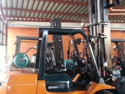 ขาย ฟอล์คลิฟต์ 3.5 ตัน TOYOTA 7FG35 รถปี 2011 เก่าญี่ปุ่น