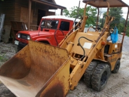 รถตัก SG10โคมัสสุ +แก็ส พร้อมใช้