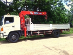 ขาย รถ 6 ล้อ HINO ติดเครน UNIC 5 ตัน 5 ท่อน