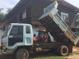 ISUZU ROCKY ราคา 445,000 บาท ดั้ม 5 คิว เครื่อง 6BB1-145 แรง F หน้า- หลัง เพาเวอร์ แอร์เย็น หัวบาง