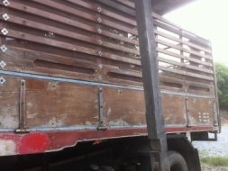 ขายุ6ล้อ heno คอกไม้ แผงทุึบไม้มะค่าแผ่นเดียว