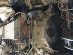 ขายเครื่อง isuzu 6HH1 210  แรงม้า  EURO2 ฝาเนียม