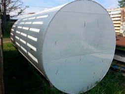 ขายถังน้ำมัน สภาพพร้อมใช้งาน สนใจโทร 090-8588220คุณนะ 093-3258446คุณบิว ID:narong498 หรือเข้าดูสินค้