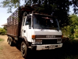 ร็อกกี้เพลาเดียว เครื่อง 6BG1. 175แรงเบรคจิ๊ฟฟี่ รถห้างแท้รอ็กตัวแรกเปลี่ยนหัวนอกครับ