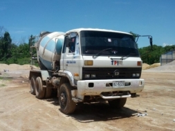 รถโม่ปูนนิสสัน 230 แรง โม่ไดกิ้น