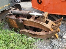 ขาย - หัวคีบไม้ คีบอเนกประสงค์ สำหรับใส่ รถขุด แบคโฮ PC 120 มือสองญี่ปุ่น แท้ เหล็กหนา แข็งแรง