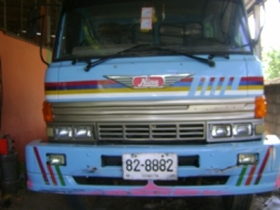 KT925 ทุกอย่างลงเล่มท้ายลาด เครื่อง HO7C 180 แรง 2 เพลา ราคา 680,000 บาท