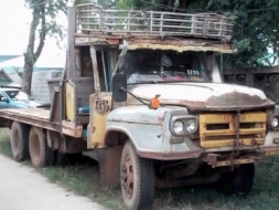 ISUZU TX 145 HP 6BB1 รถหัวยาว 10 ล้อเพลาเดียว เทรลเลอร์ท้ายลาดขึ้นรถแบ็คโฮร PC 120-150 ได้เลยครับ เค