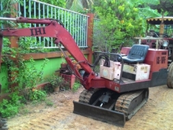 รถขุด IHI 10F เก่านอก ราคา 100,000 อ.แกลง จ.ระยอง สอบถาม 0818618678 id line=carbonthai