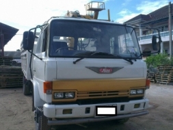 ขายรถ HINO 6 ล้อ ช่วงยาว 7 .2 เมตร มีคีบ จัดไฟแนนท์ได้ ราคา570000